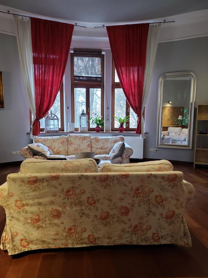 Charlotte Apartment Тарнув Экстерьер фото